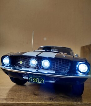 Ford Mustang Schelby GT-500™ 1967 - 4