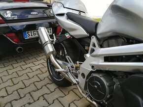 Aprilia SL 1000 - 4