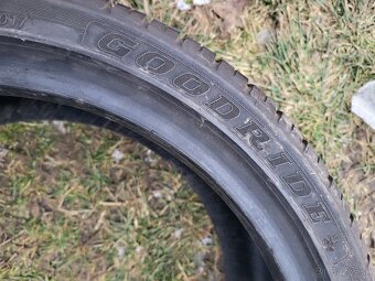 Letné pneu GOODRIGE 215/40 R17 - 4