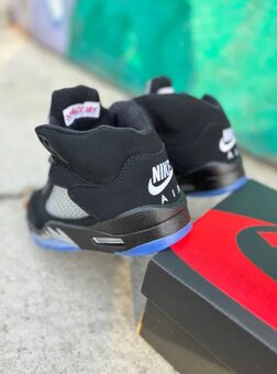 Nike Air Jordan 5 - 4