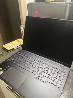 Lenovo ideapad 5 Pro 16” - 4