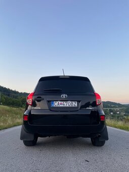 Toyota RAV4 2.2 D-CAT 4x4 - 4