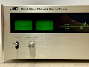 JVC VT-700 …. Solid State FM/AM Stereo Tuner - 4