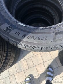 225/60 R18 Michelin zimne - 4