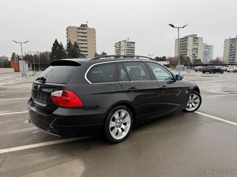 BMW Rad 3 330xd Touring A/T - 4