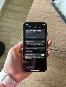 Predám iPhone 12 pro 256 gold - 4