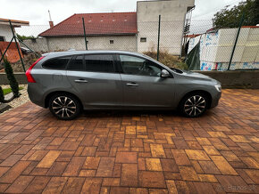 Volvo V60 D4 4x4 2,4 - 5 valec, 66 700km - 4