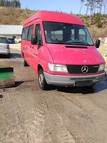 Mercedes Benz sprinter bus - 4