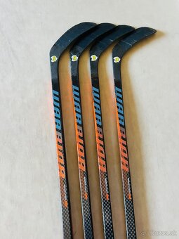 Predám hokejky Warrior Covert QREDGE NHL SR - 4