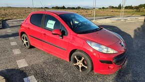 Peugeot 207 - 4