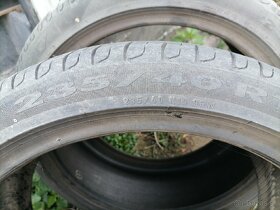 Pirelli 235/40 R19 96w - 4