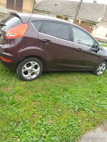 Ford FIESTA - 4