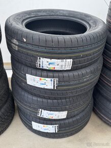 Goodyear 235/60 r18 103W - 4