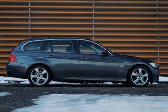 BMW Rad 3 Touring 325 i A/T - 4