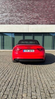 AUDI A5 2.0 TDi (S-line) Cabrio - 4