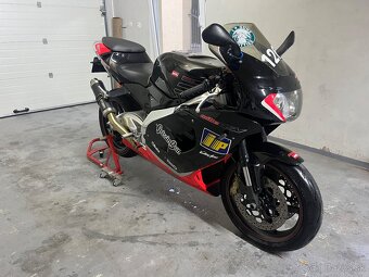 Aprilia RSV Mille 1000 - 4