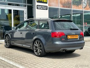 Audi S4 Avant Quattro 4.2 V8 Tiptronic - 4