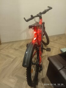 Predám detský bicykel 20" rockrider st 900 - 4