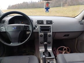 VOLVO V50 2.0D - 4