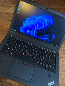 ThinkPad X270 - 4