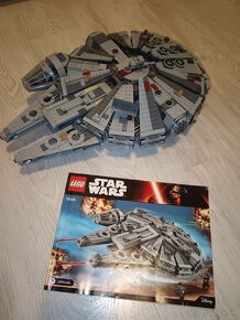 LEGO Star Wars 75105 Millennium Falcon, výrobca LEGO. Jedna - 4