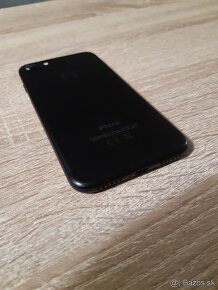 iPhone 7 / 128GB čierny TOP stav - 4