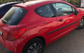 Peugeot 207 1,4i - 4