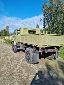 Mercedes-Benz Unimog 404S - 4