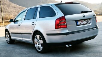 Škoda Octavia Combi 2.0 TDI DSG - 4