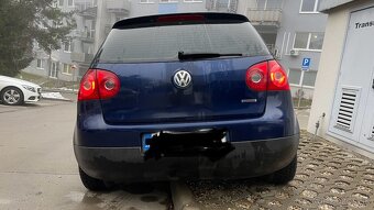 VW Golf 5 sport - pekna tmavomodra metaliza - 4