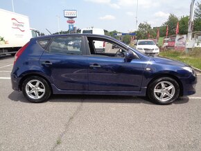 Hyundai i30 1.4 16V Comfort - 4