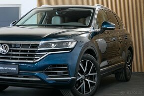 VW Touareg 3.0TDI 210kW 4x4 Elegance Tažné Webasto ACC 55tkm - 4