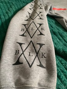 Black Scale - 4