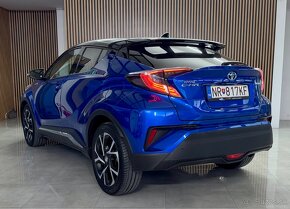 Toyota CH-R 1.8 Hybrid 2018/ servis zdarma/ krásny stav - 4