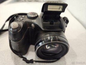 Fujifilm finepix - 4