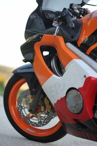 Hondu CBR 600 F4i Sport (2002) REPSOL - 4