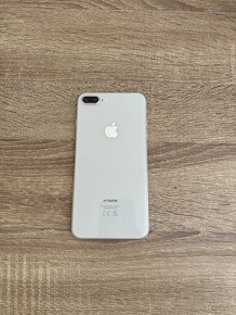 Apple iPhone 8 Plus 64GB - 4