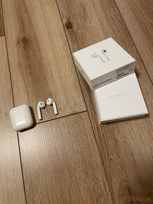 Apple AirPods 1. generácie - 4