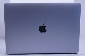 ZÁRUKA/Macbook Air 13.3"/M1 (7 CORE) /8GB RAM/128GB SSD/CZ - 4