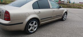 Škoda superb 1.9TDI 96kw - 4