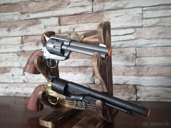 Revolver kaliber 45 USA 1873 - 4