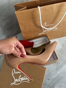 Louboutin pigale —-70€ - 4
