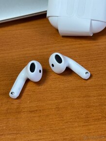 Apple AirPods 4 USB C nové, rok záruka - 4