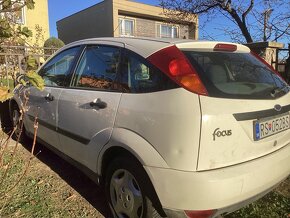 Ford Focus r.v.  2000 - 4