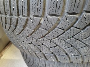 Zimné Bridgestone 225 55 r17 - 4