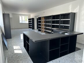 Na prenájom obchodný priestor 200m2 - Voľný Ihned - 4