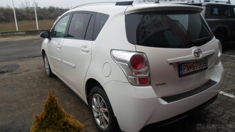 Toyota verso 1.8 benzín manuál - 4