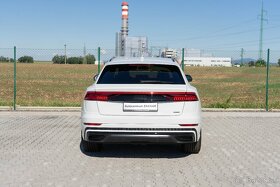 Audi Q8 55 TFSI mHEV quattro tiptronic - 4