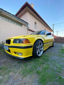 BMW E36 COUPE - 4