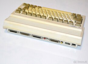 Commodore Amiga 600 + Amiga Fornat Game Pack 1 - 4